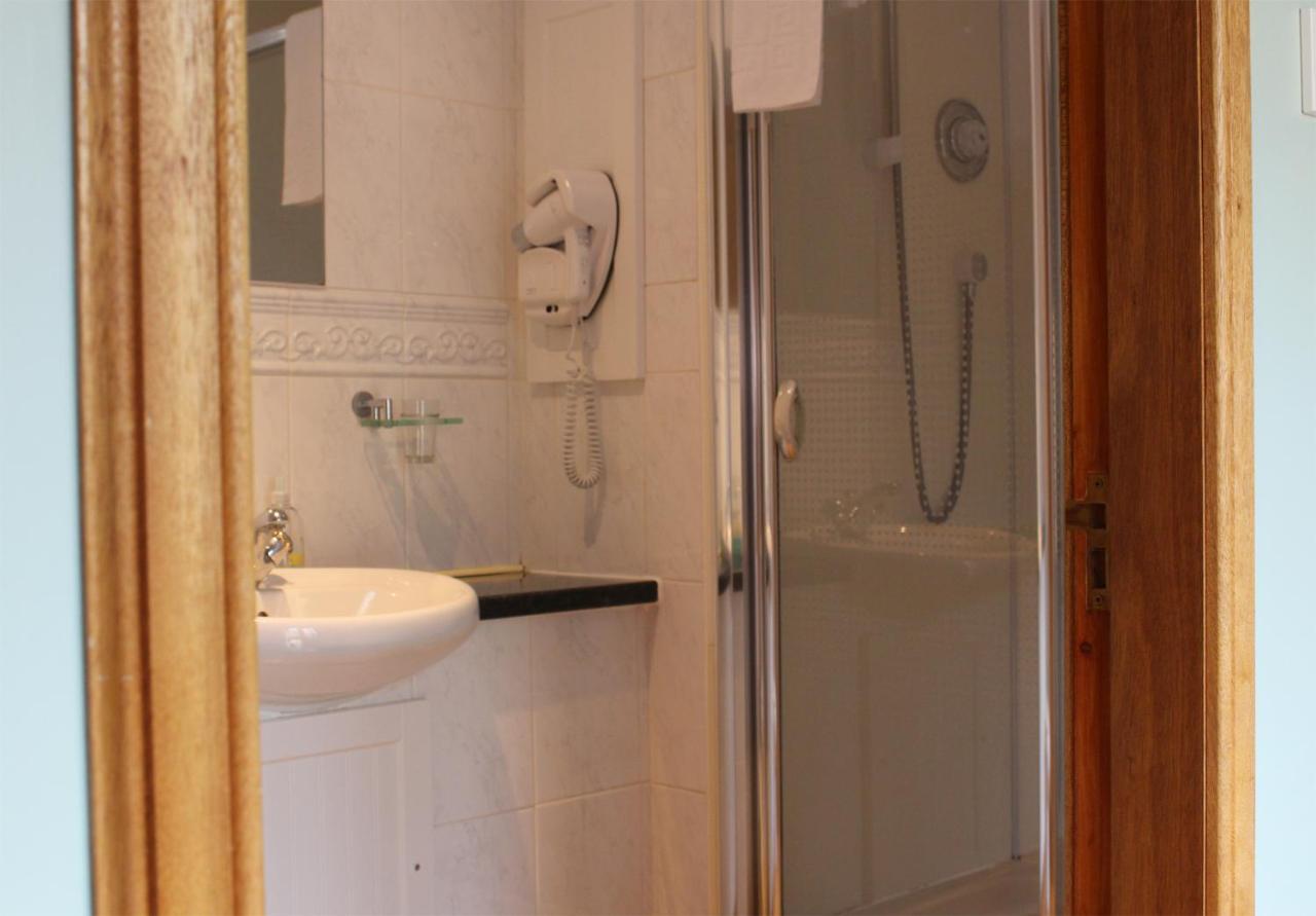 באלוך Smiddy Lodge מראה חיצוני תמונה